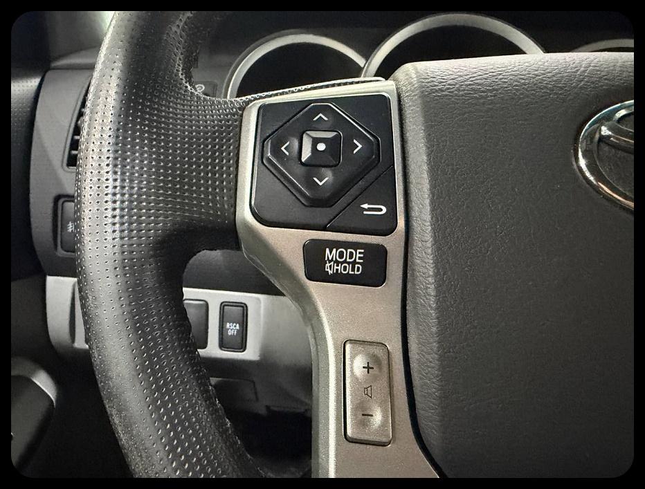 Toyota Tacoma  2014