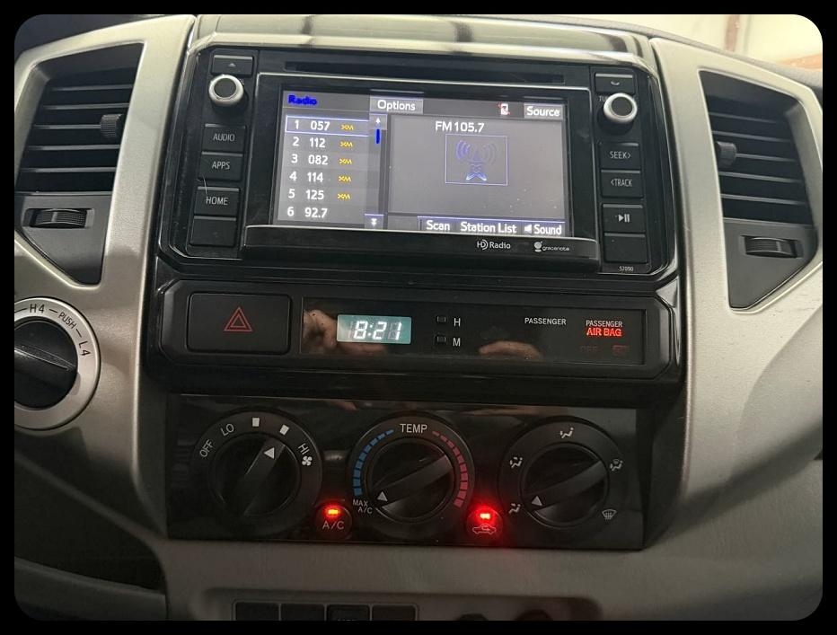 Toyota Tacoma  2014