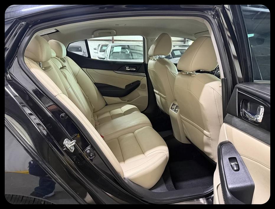 Nissan Maxima 3.5 SV 2016