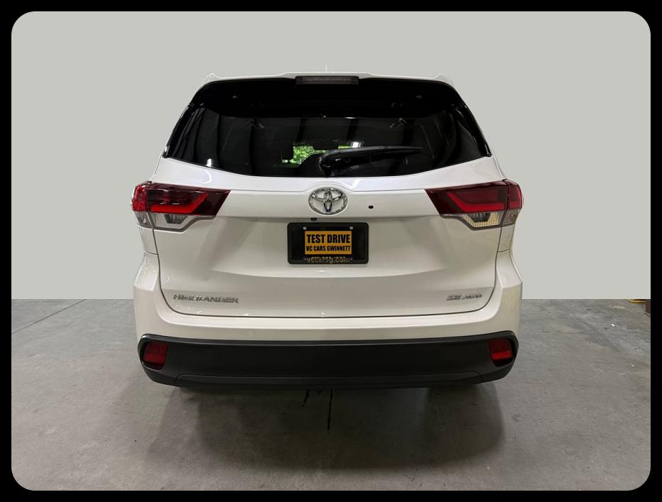 Toyota Highlander SE 2019