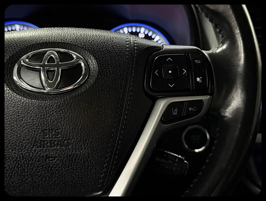 Toyota Highlander SE 2019