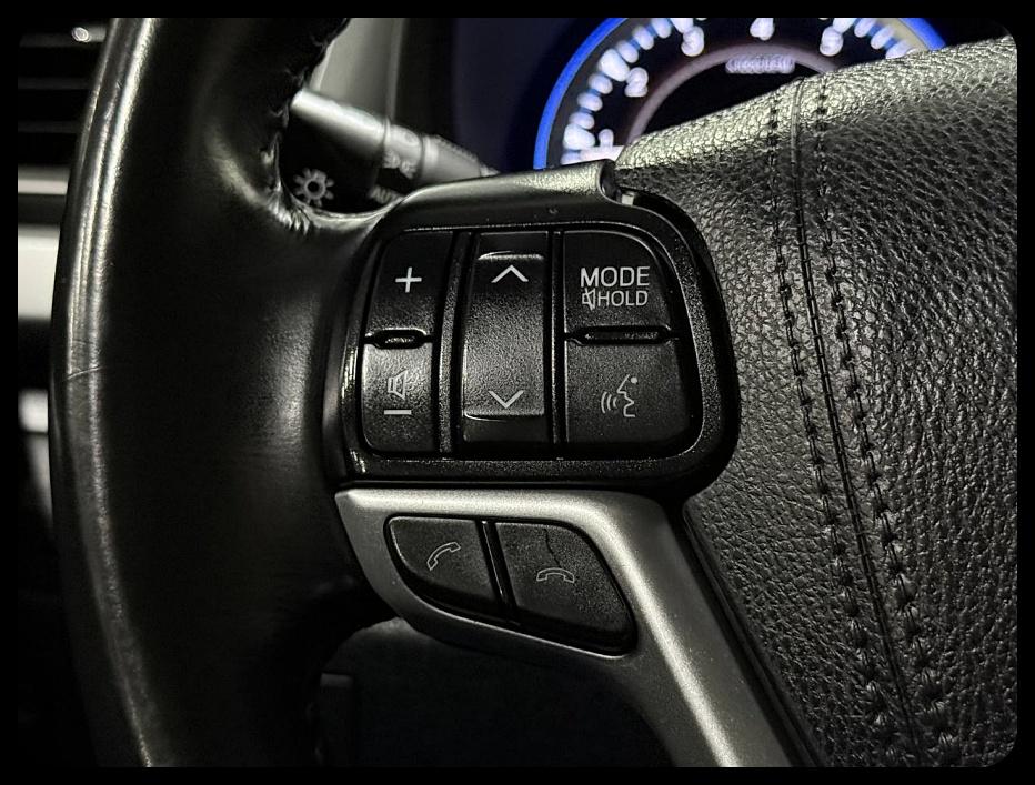 Toyota Highlander SE 2019