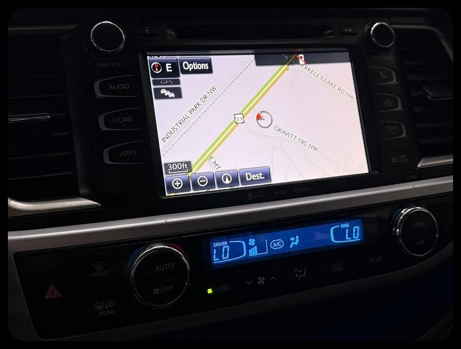 Toyota Highlander SE 2019