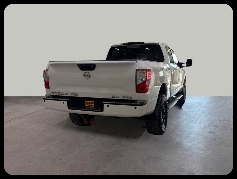 Nissan Titan XD  2018