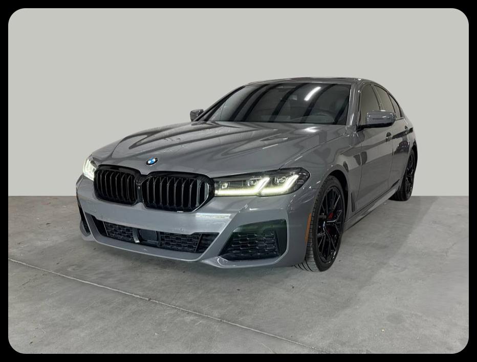 BMW 5-Series M550i xDrive 2021