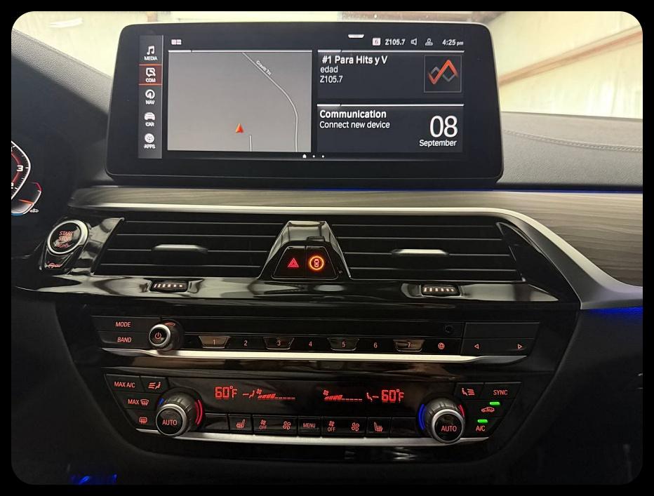 BMW 5-Series M550i xDrive 2021