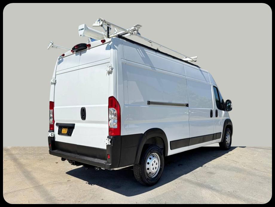 Ram ProMaster 2500 photo 7