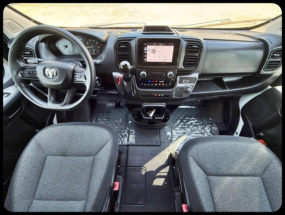 Ram ProMaster 2500 photo 15