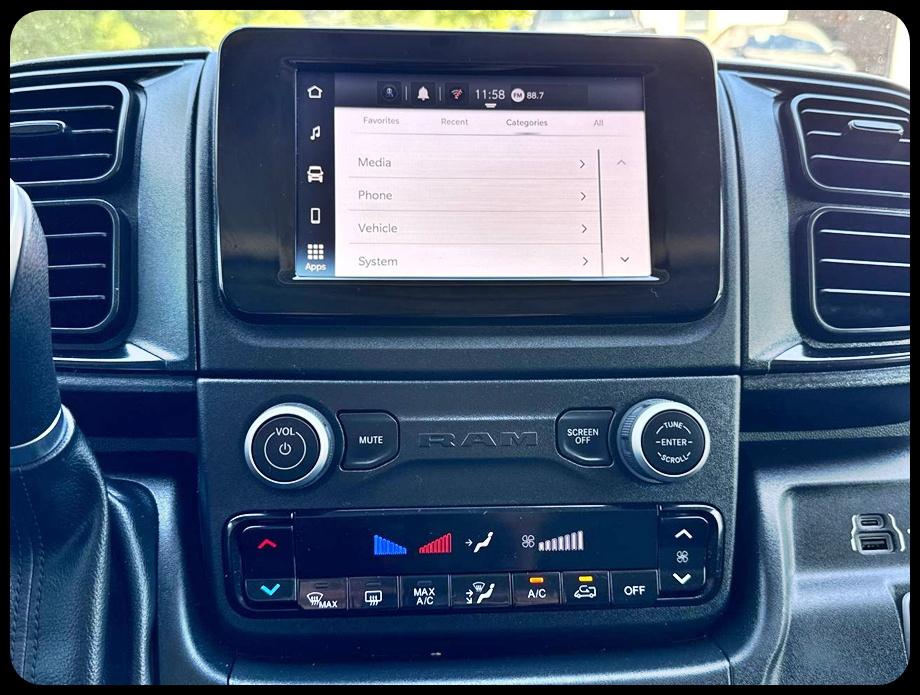 Ram ProMaster 2500 photo 29