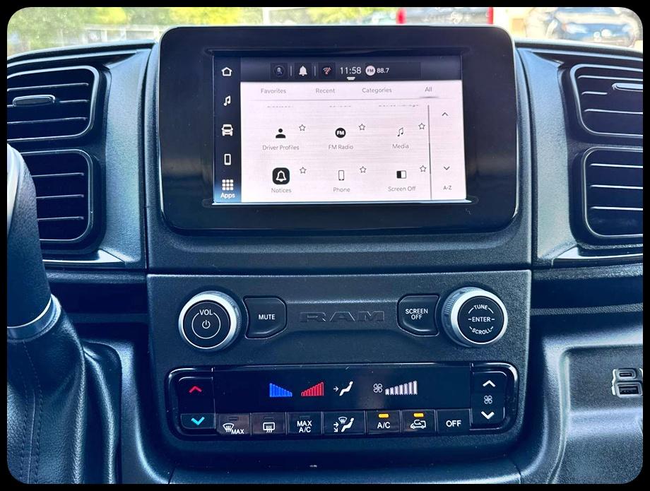 Ram ProMaster 2500 photo 30