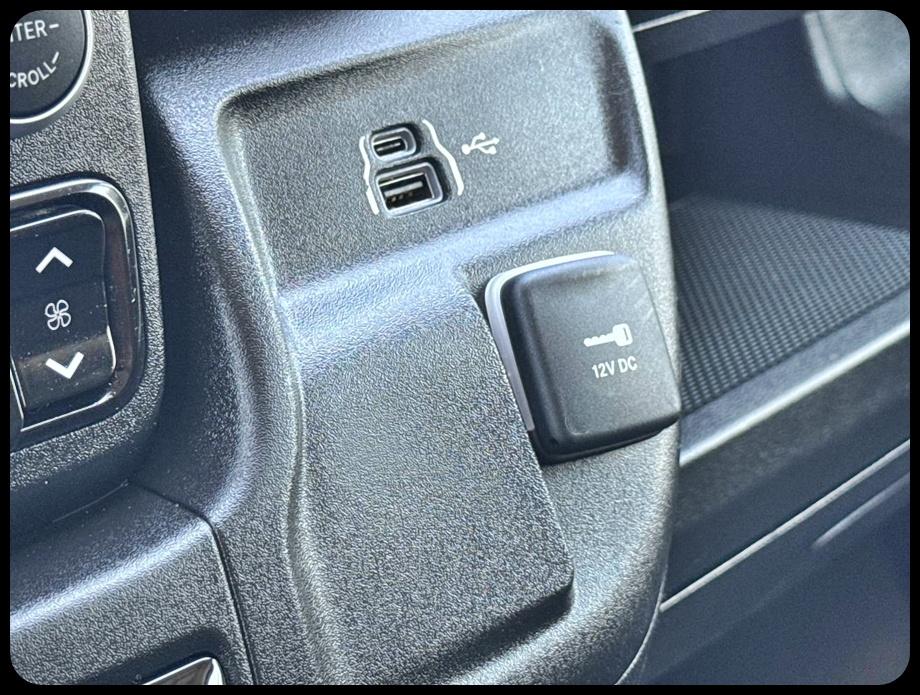 Ram ProMaster 2500 photo 35