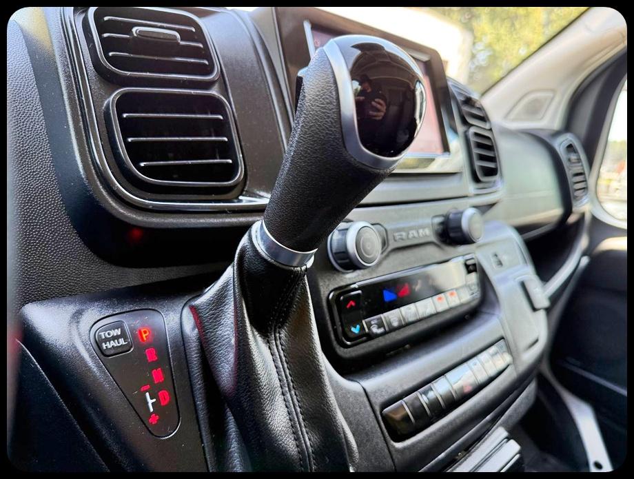 Ram ProMaster 2500 photo 36