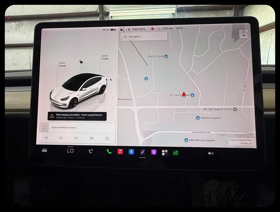 Tesla Model 3 photo 24