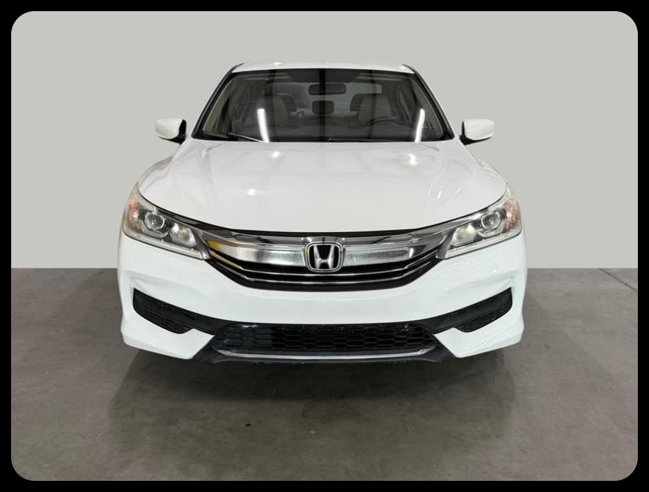 Honda Accord photo 3