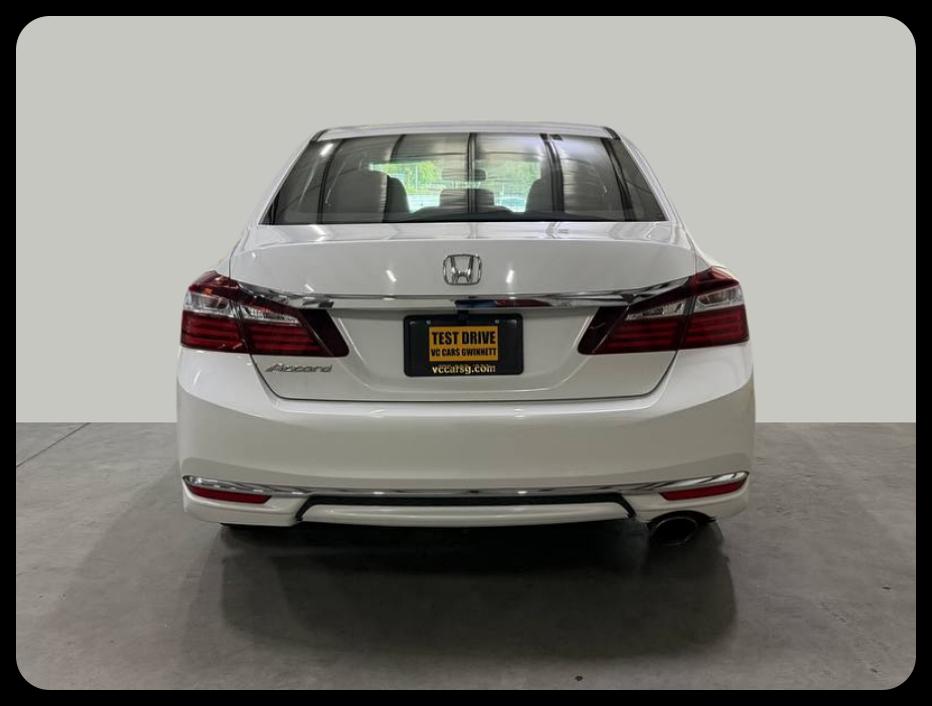 Honda Accord photo 6