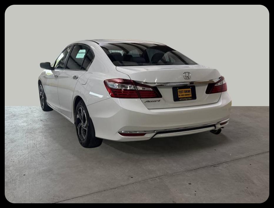 Honda Accord photo 7