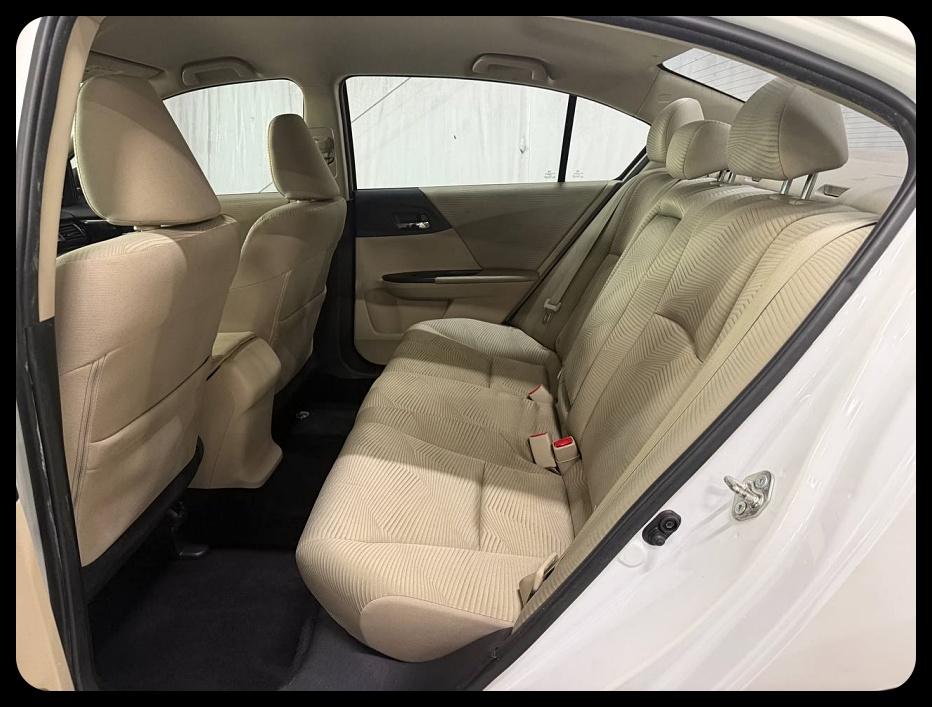 Honda Accord photo 10