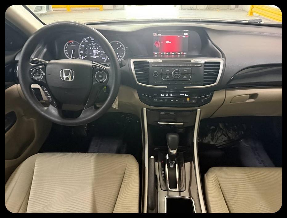 Honda Accord photo 13