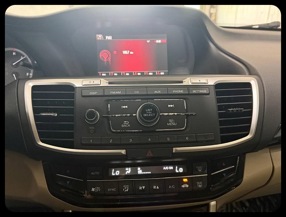 Honda Accord photo 29