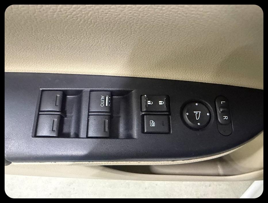 Honda Accord photo 30