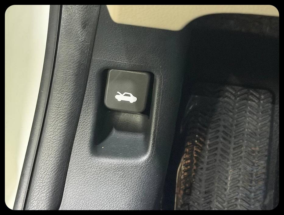 Honda Accord photo 33