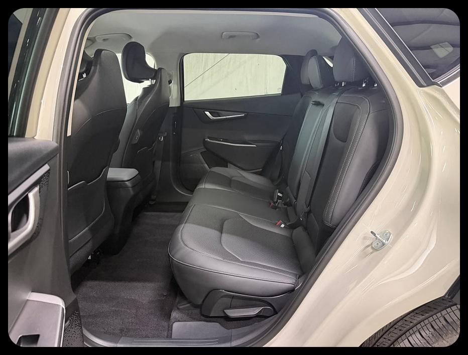 Kia EV6 photo 12
