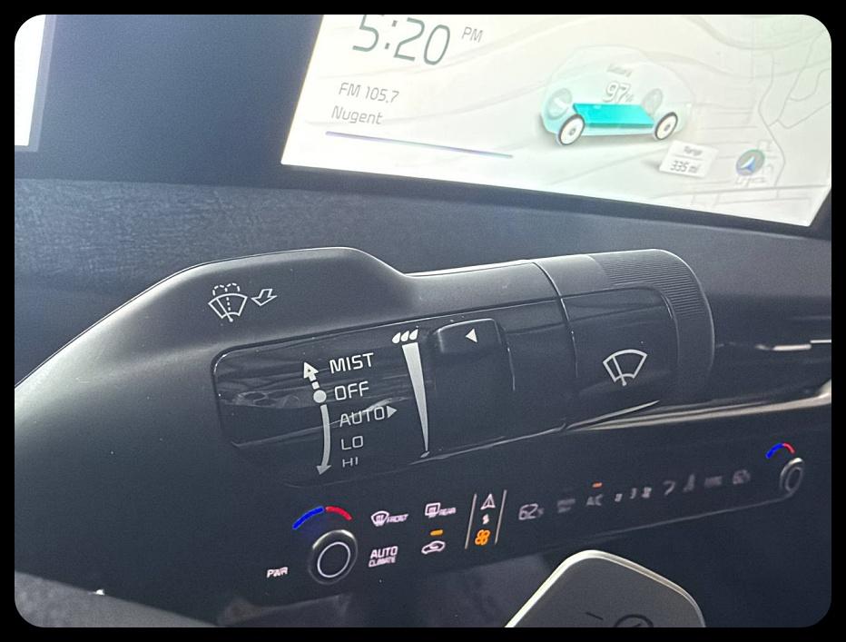 Kia EV6 photo 24