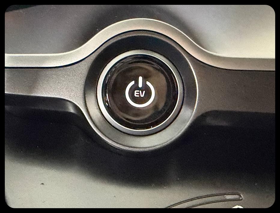 Kia EV6 photo 25