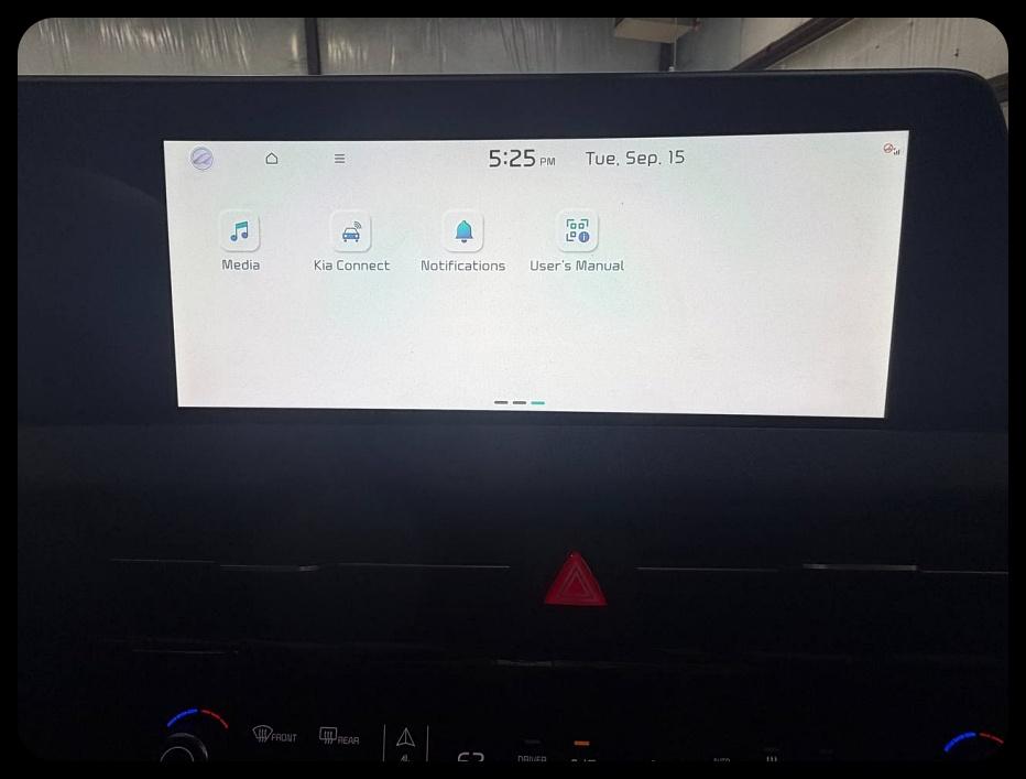 Kia EV6 photo 32