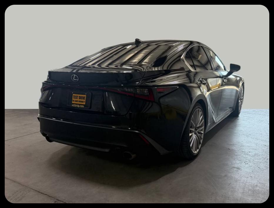 Lexus IS 300 RWD 2022