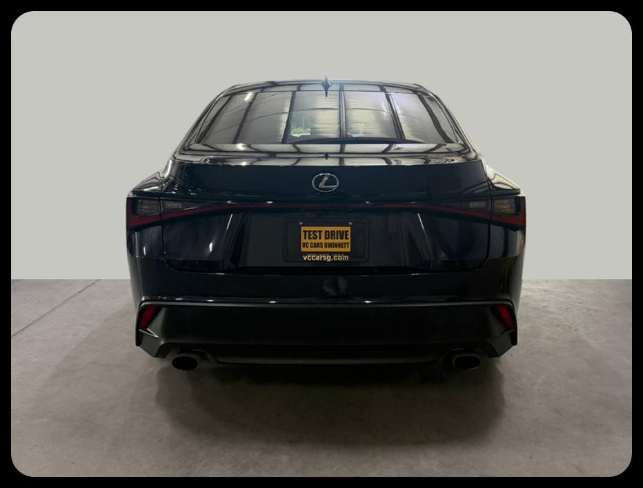 Lexus IS 300 RWD 2022