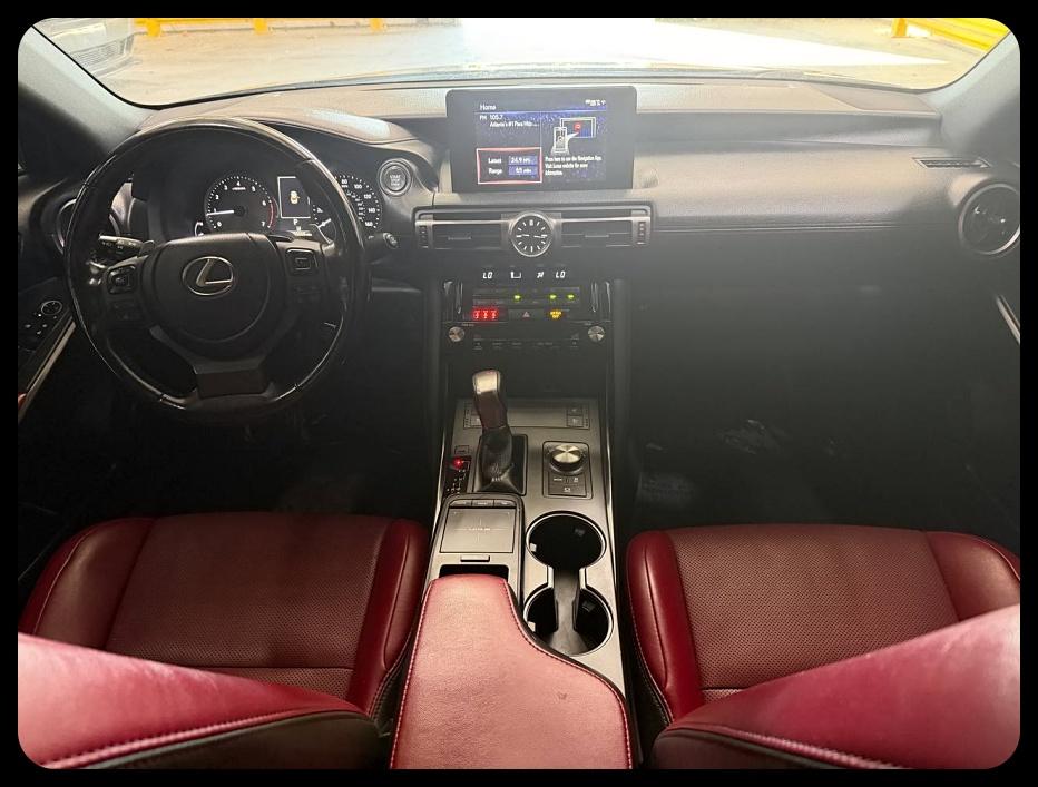 Lexus IS 300 RWD 2022