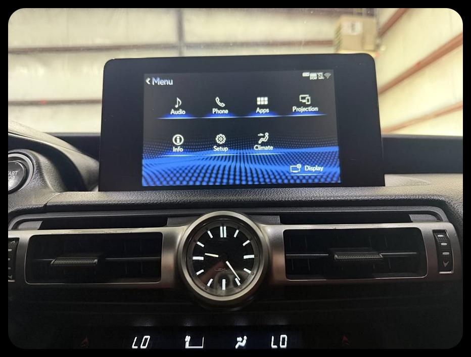 Lexus IS 300 RWD 2022