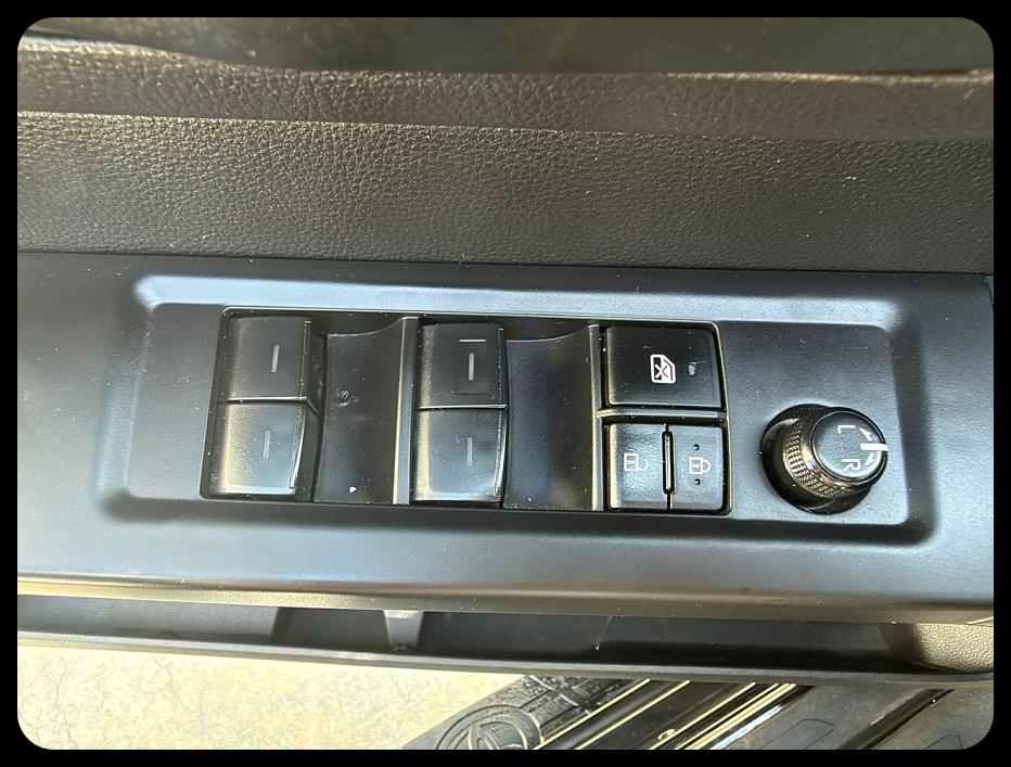 Toyota Tundra  2023