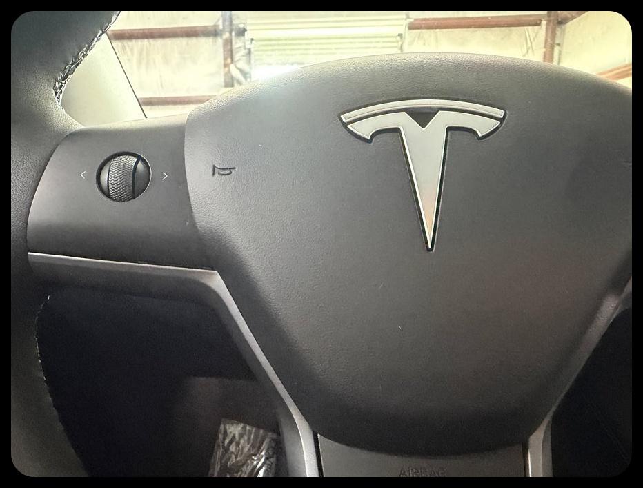 Tesla Model Y Long Range 2023