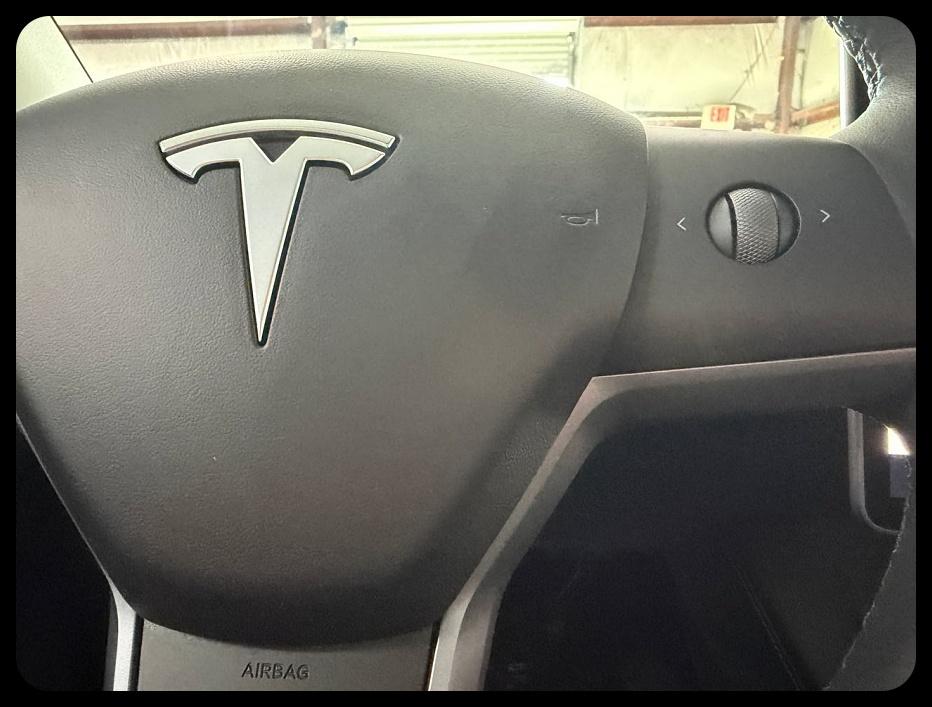 Tesla Model Y Long Range 2023