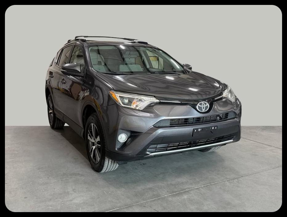 Toyota RAV4 XLE 2016