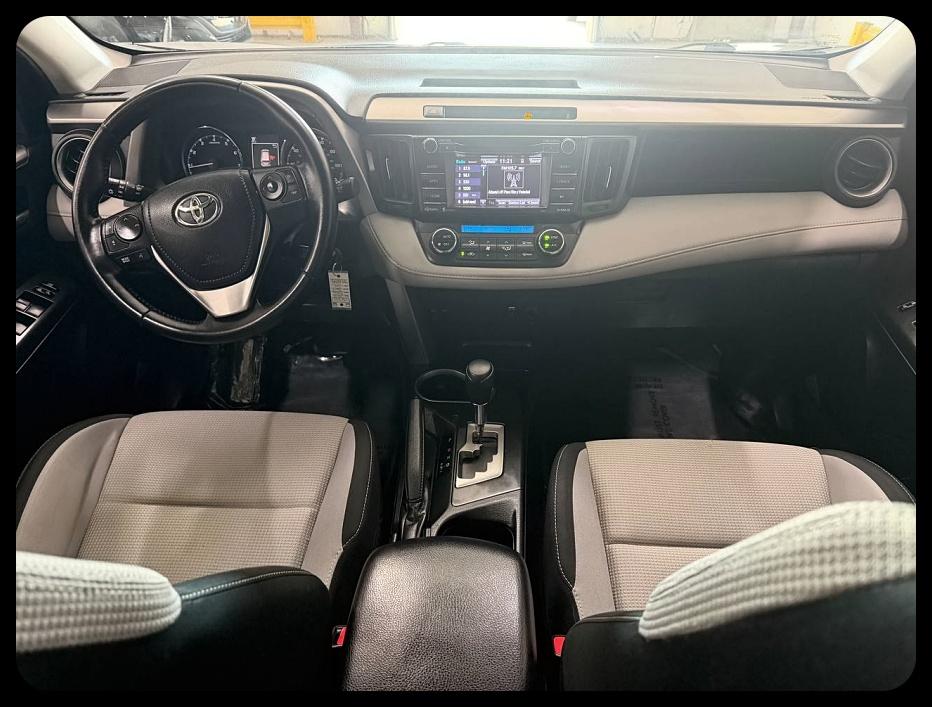 Toyota RAV4 XLE 2016