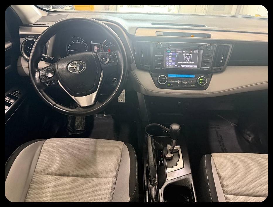 Toyota RAV4 XLE 2016