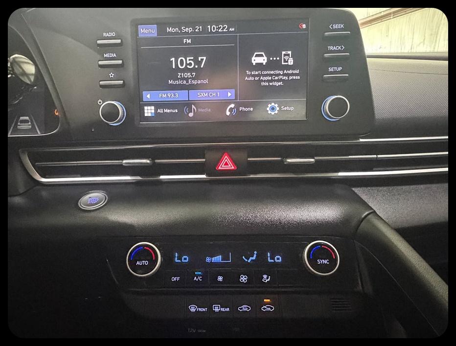 Hyundai Elantra SEL 2023