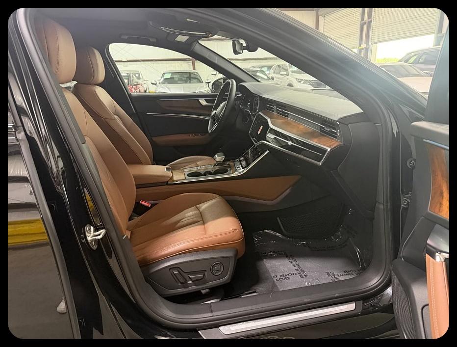 Audi A6 photo 9