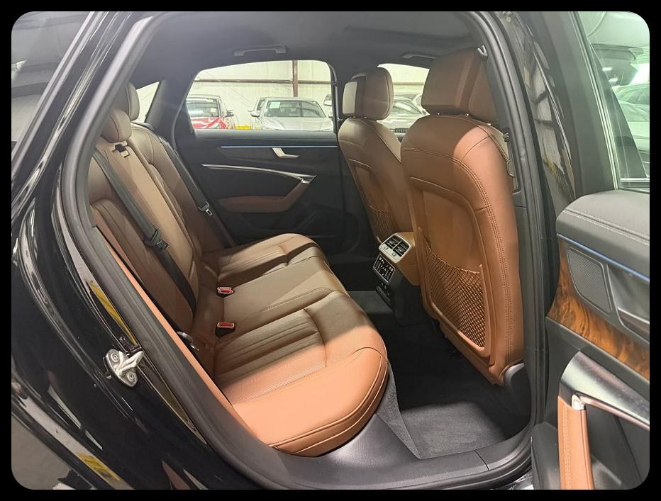 Audi A6 photo 11