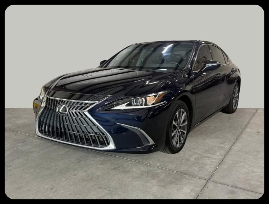 Lexus ES photo 2