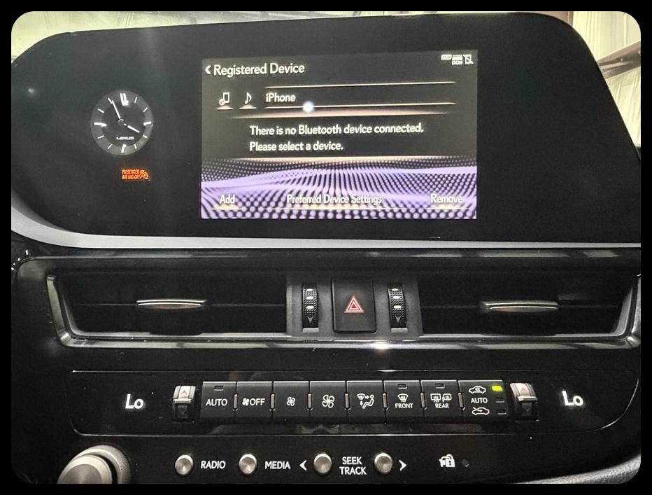 Lexus ES photo 29
