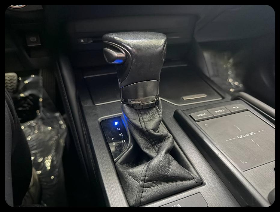 Lexus ES photo 38