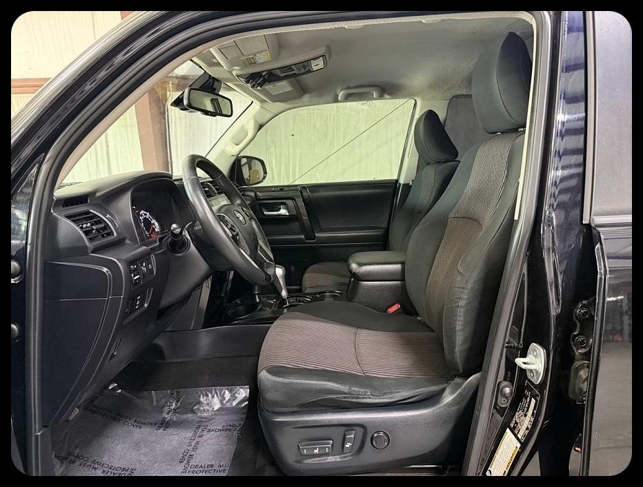 Toyota 4Runner photo 9