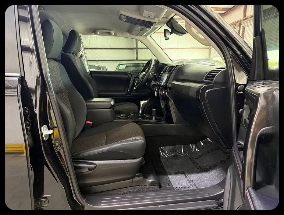Toyota 4Runner photo 10