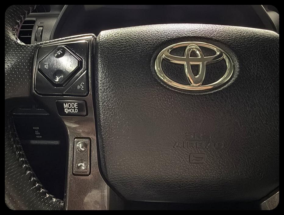 Toyota 4Runner photo 17