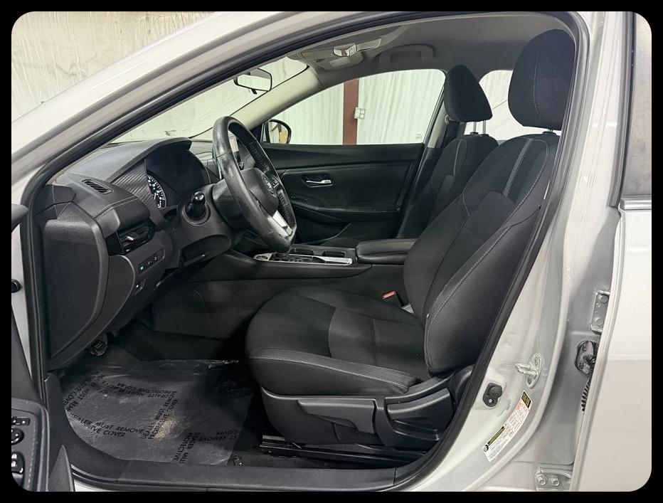 Nissan Sentra photo 8