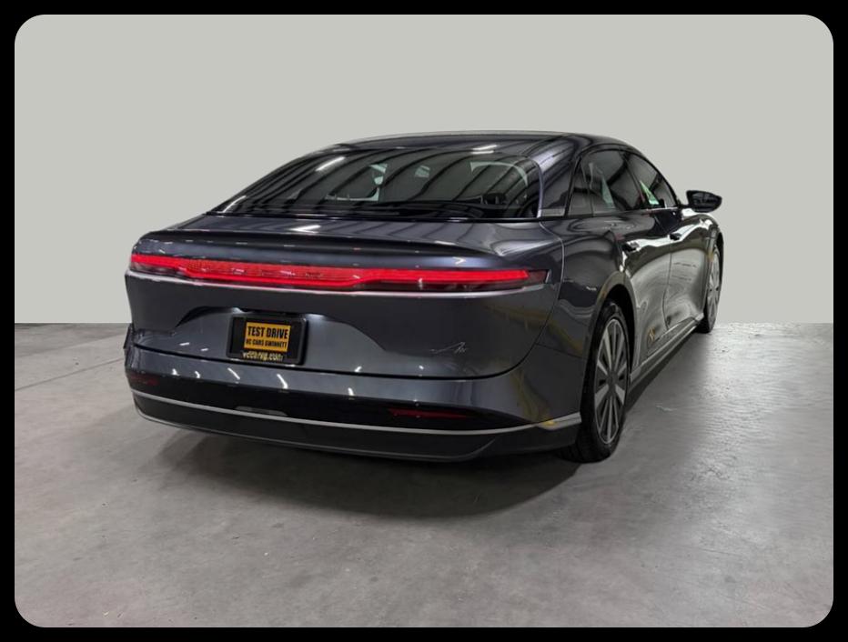 Lucid Air Pure 2024